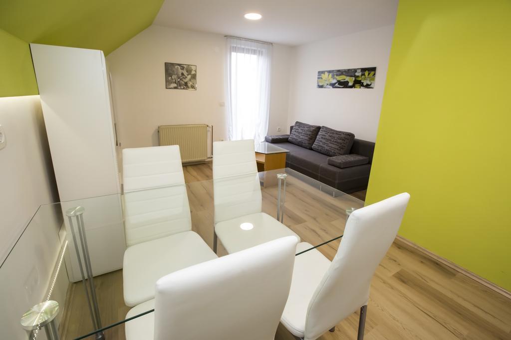 Holiday House Klemencic Бохинь Экстерьер фото