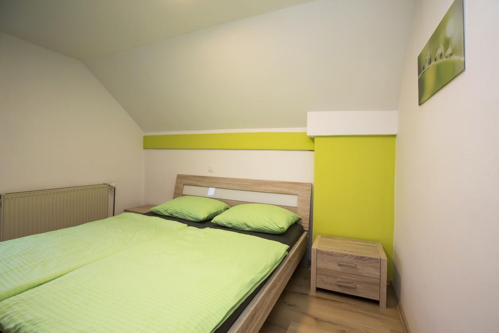 Holiday House Klemencic Бохинь Экстерьер фото