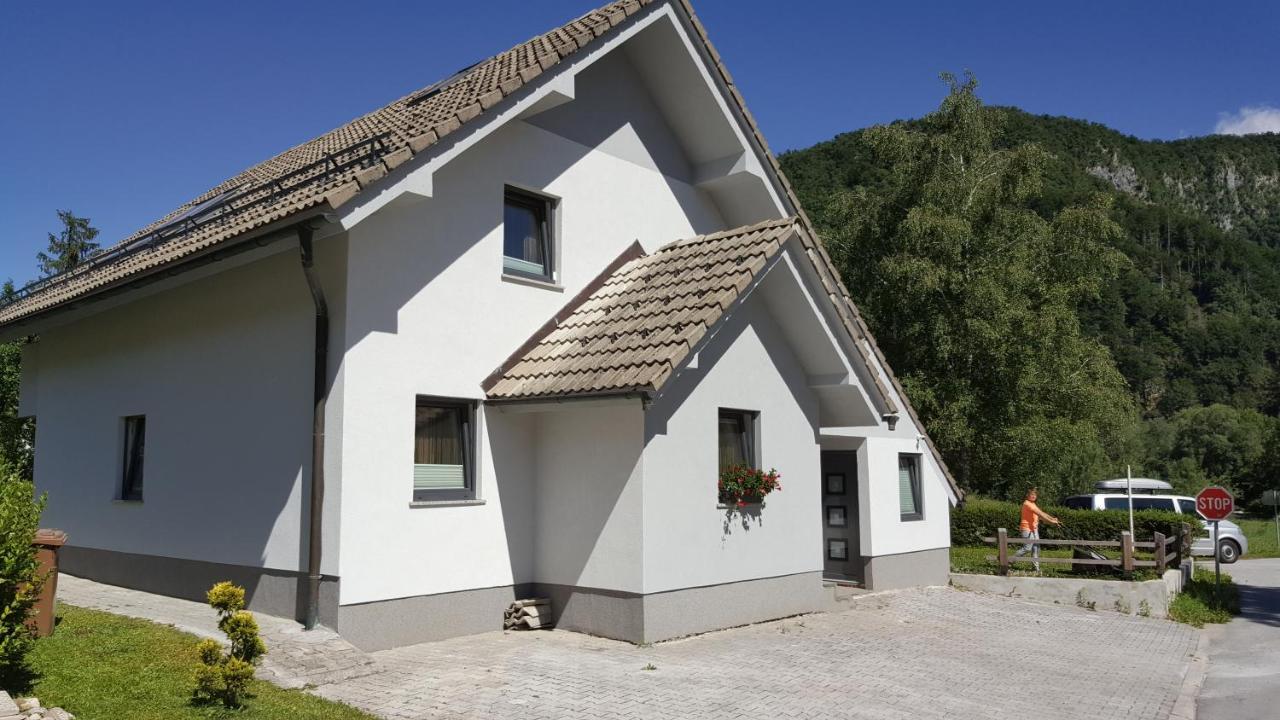 Holiday House Klemencic Бохинь Экстерьер фото