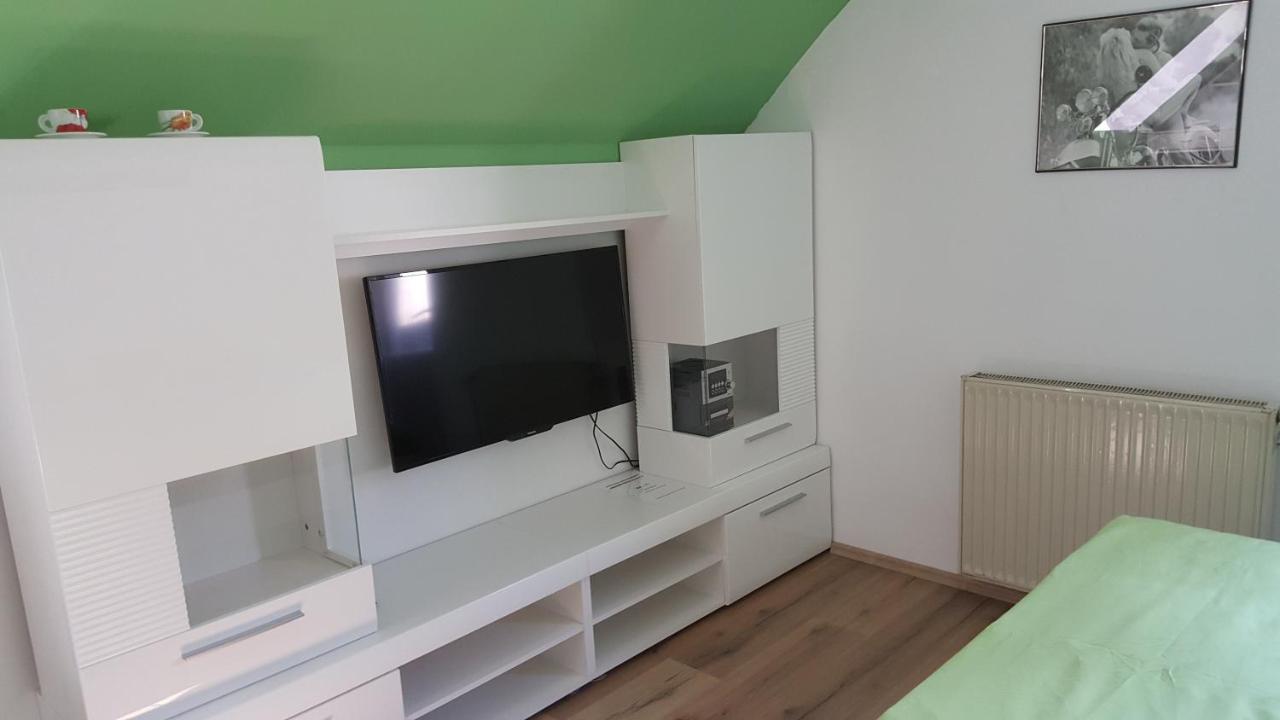 Holiday House Klemencic Бохинь Экстерьер фото