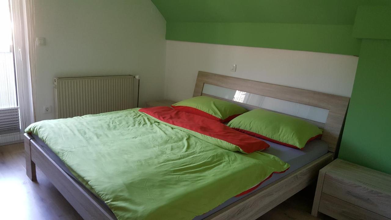 Holiday House Klemencic Бохинь Экстерьер фото